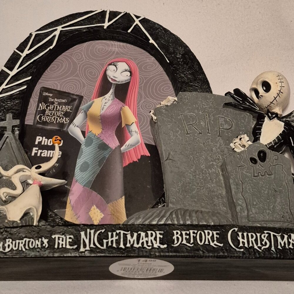 The Nightmare Before Christmas 5 1/4" x 4" Photo Picture Frame Free Standing NEW